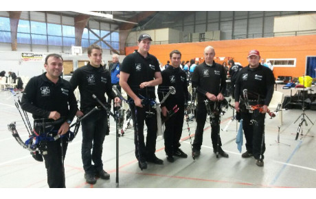 Nouveau record de Bretagne battu par l'équipe hommes Arc à Poulies de Plourin lès Morlaix